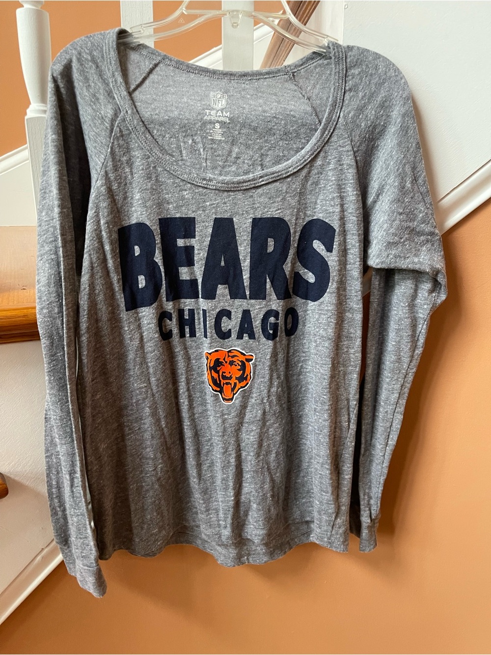 NWOT Chicago Bears NFL Team Apparel Sz Sm lightweight long sleeve tee shirt